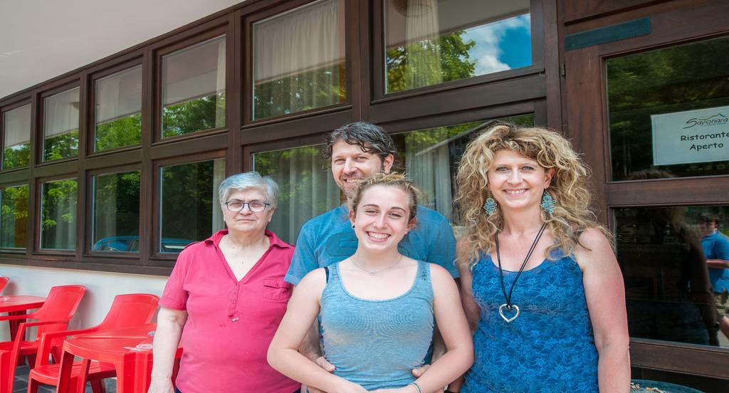Albergo Sayonara Comano Terme Eksteriør billede