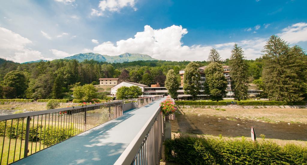 Albergo Sayonara Comano Terme Eksteriør billede