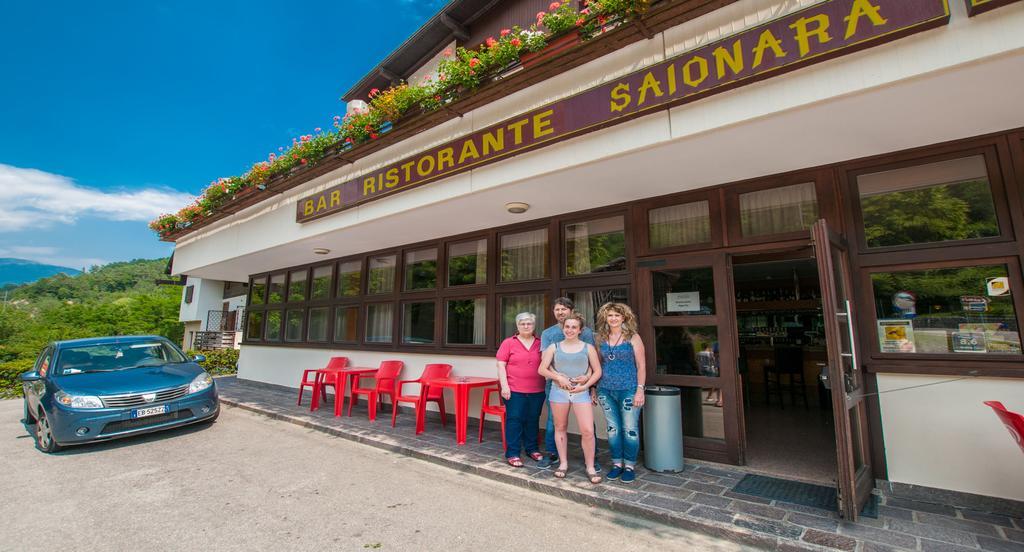 Albergo Sayonara Comano Terme Eksteriør billede