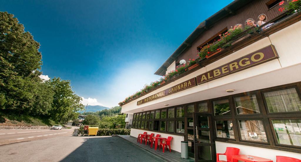 Albergo Sayonara Comano Terme Eksteriør billede
